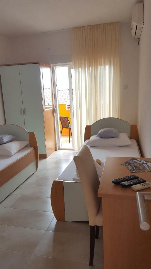 Rooms Florida Tribanj-Kruscica Habitación foto